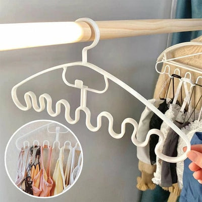 Wave Pattern Stackable Hanger (PACK OF 4)