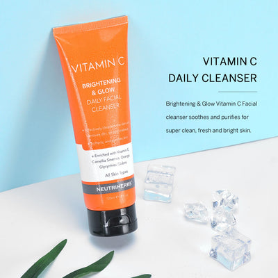 VITAMIN C FACE WASH SOOTHES AND PURIFIES FOR SUPER CLEAN